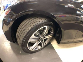 Mercedes-Benz E 300 * CARFAX * ЦЕНА ДО БГ, снимка 11