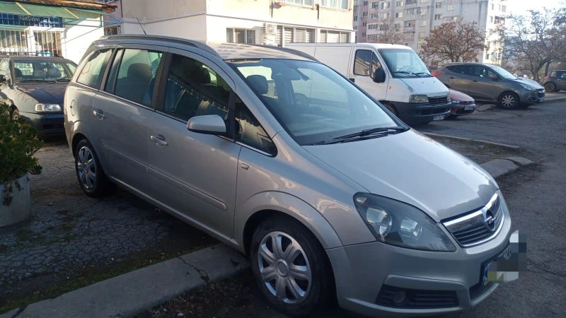 Opel Zafira, снимка 3 - Автомобили и джипове - 48883706