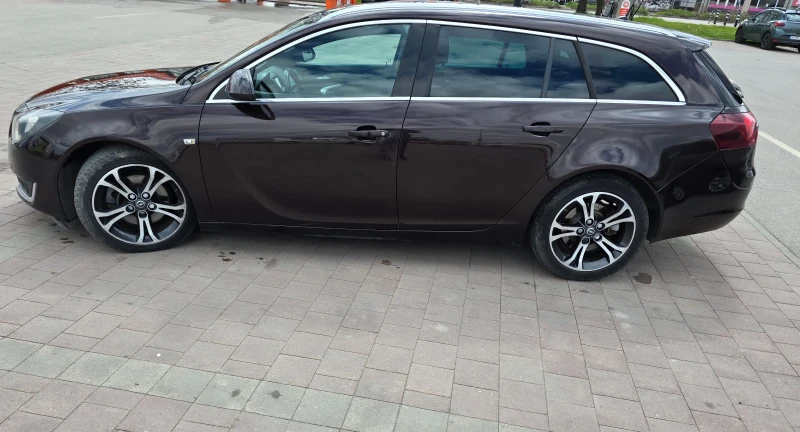 Opel Insignia, снимка 7 - Автомобили и джипове - 51217573