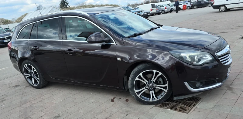 Opel Insignia, снимка 4 - Автомобили и джипове - 51217573
