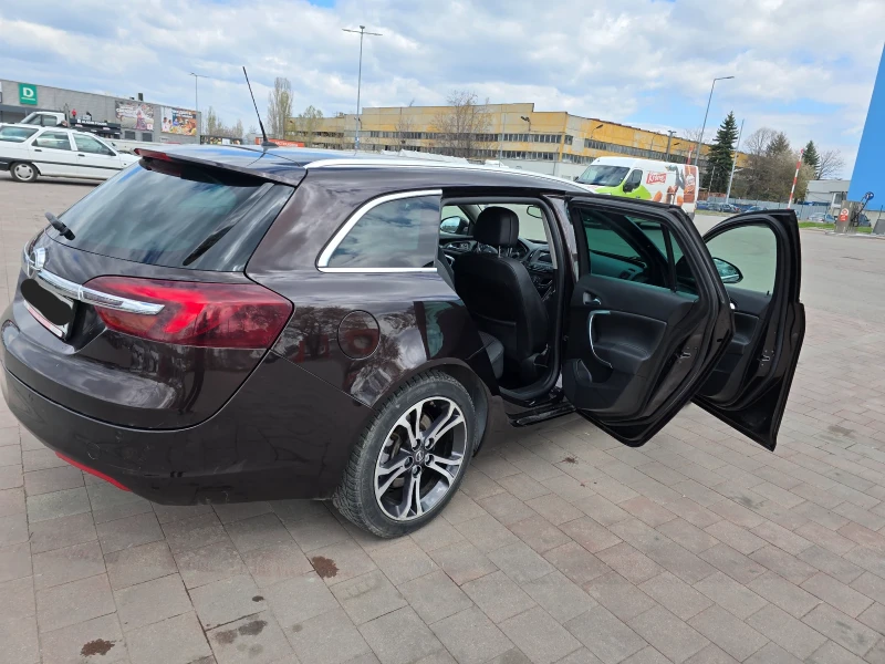 Opel Insignia, снимка 8 - Автомобили и джипове - 51217573