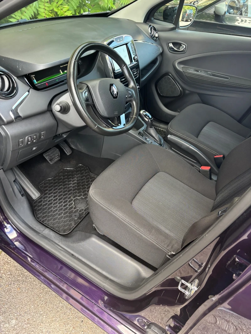 Renault Zoe INTENSE R110, снимка 8 - Автомобили и джипове - 52383544