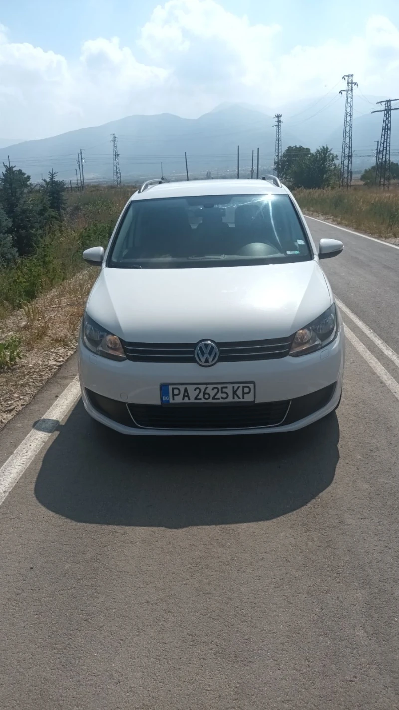VW Touran 1.6, снимка 11 - Автомобили и джипове - 52566561