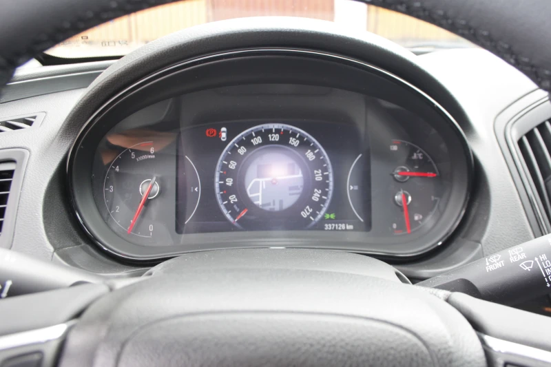 Opel Insignia 2.0CDTI* COSMO* 2015г.* FULL ЕКСТРИ* , снимка 12 - Автомобили и джипове - 52173962