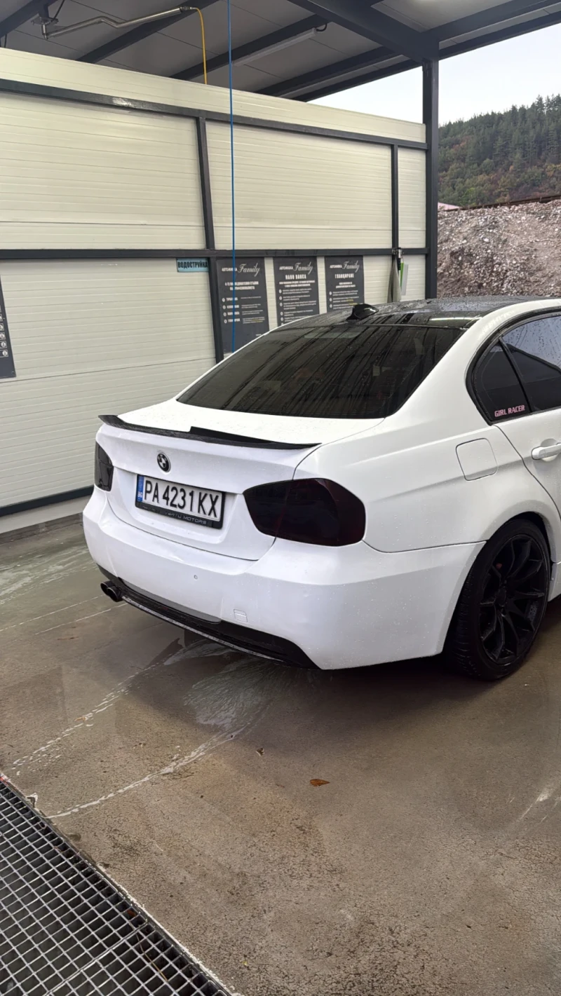 BMW 320, снимка 13 - Автомобили и джипове - 53132792