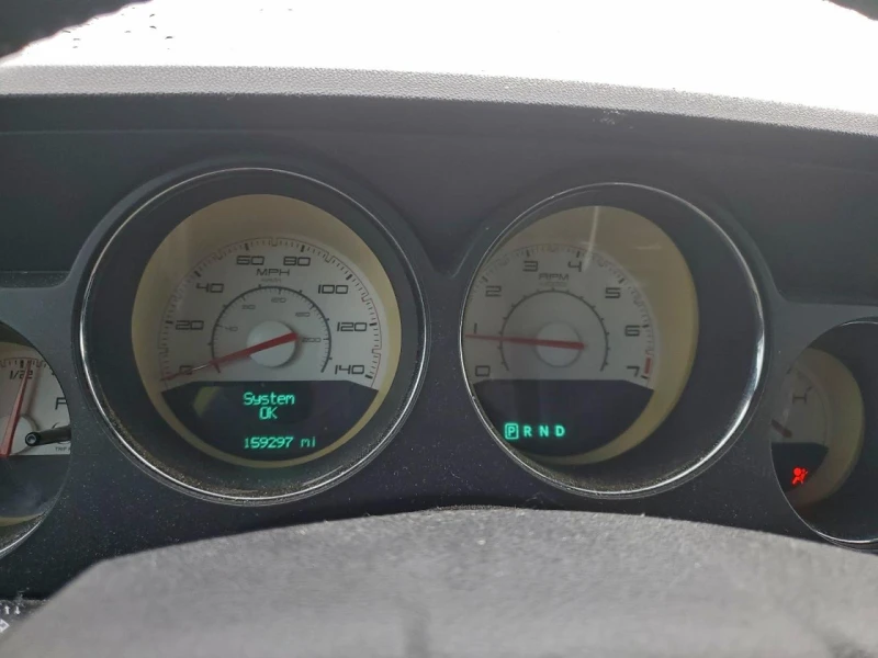 Dodge Challenger 3.6* SXT* ПЕРФЕКТНА, снимка 10 - Автомобили и джипове - 53134898