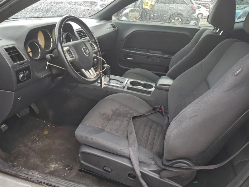 Dodge Challenger 3.6* SXT* ПЕРФЕКТНА, снимка 8 - Автомобили и джипове - 53134898