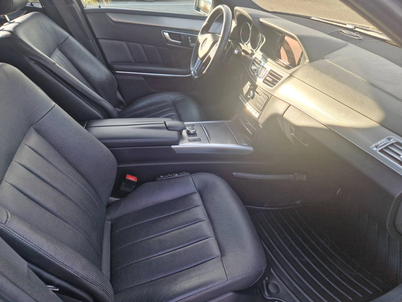 Mercedes-Benz E 350 4Matic AMG Avangarde, снимка 15 - Автомобили и джипове - 53510950