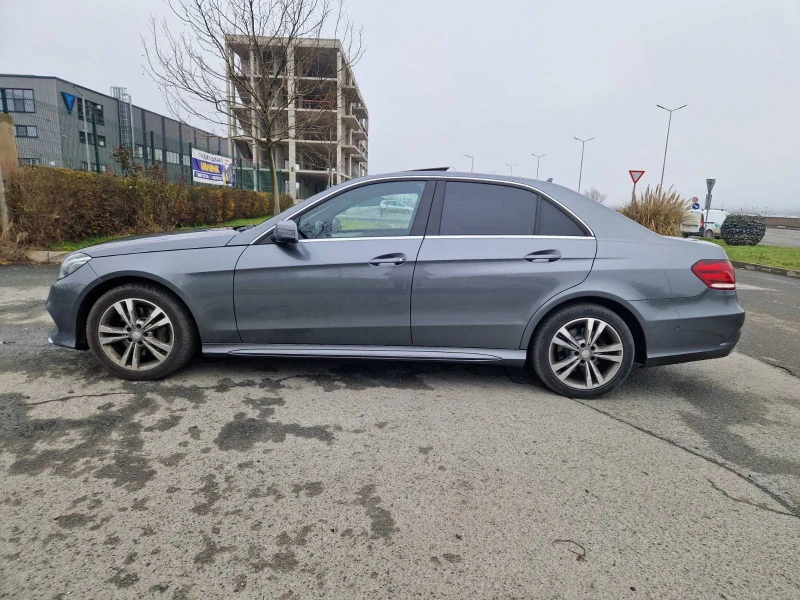 Mercedes-Benz E 320 4Matic AMG Avangarde, снимка 8 - Автомобили и джипове - 53510950
