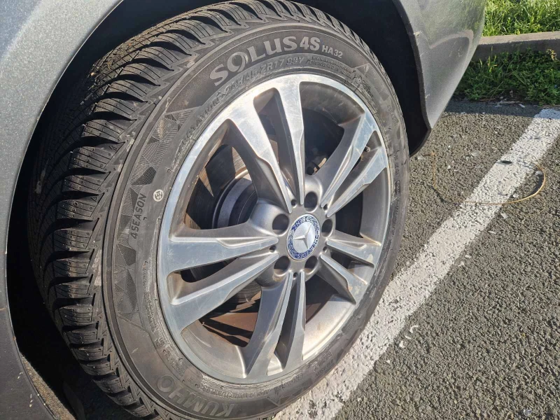 Mercedes-Benz E 350 4Matic AMG Avangarde, снимка 16 - Автомобили и джипове - 53510950