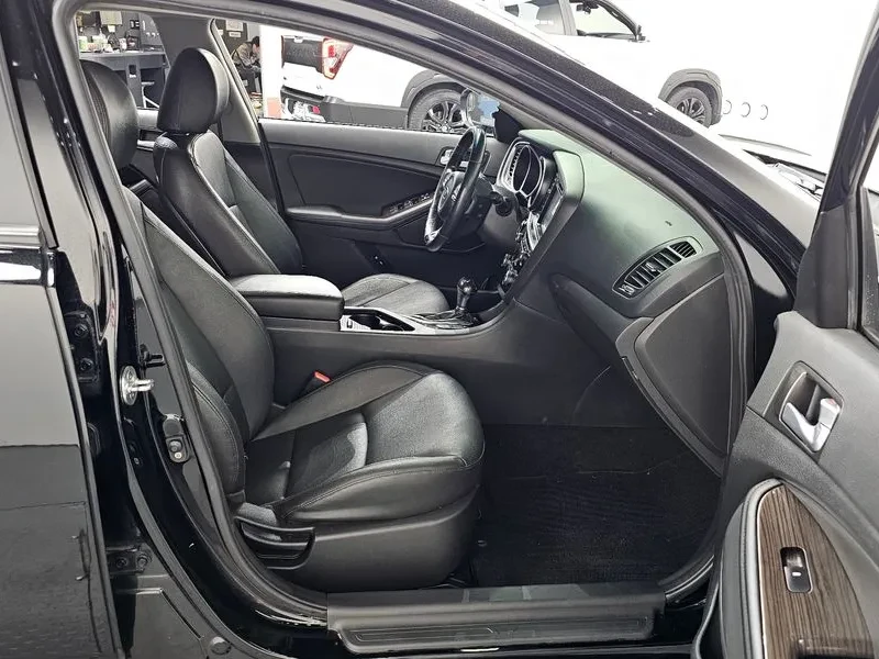 Kia K5 2.0, снимка 11 - Автомобили и джипове - 54262486