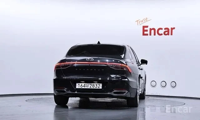 Hyundai Grandeur * ОБДУХВАНЕ * ДИСТРОНИК * 360 КАМЕРА * HEAD UP * , снимка 4 - Автомобили и джипове - 55409492