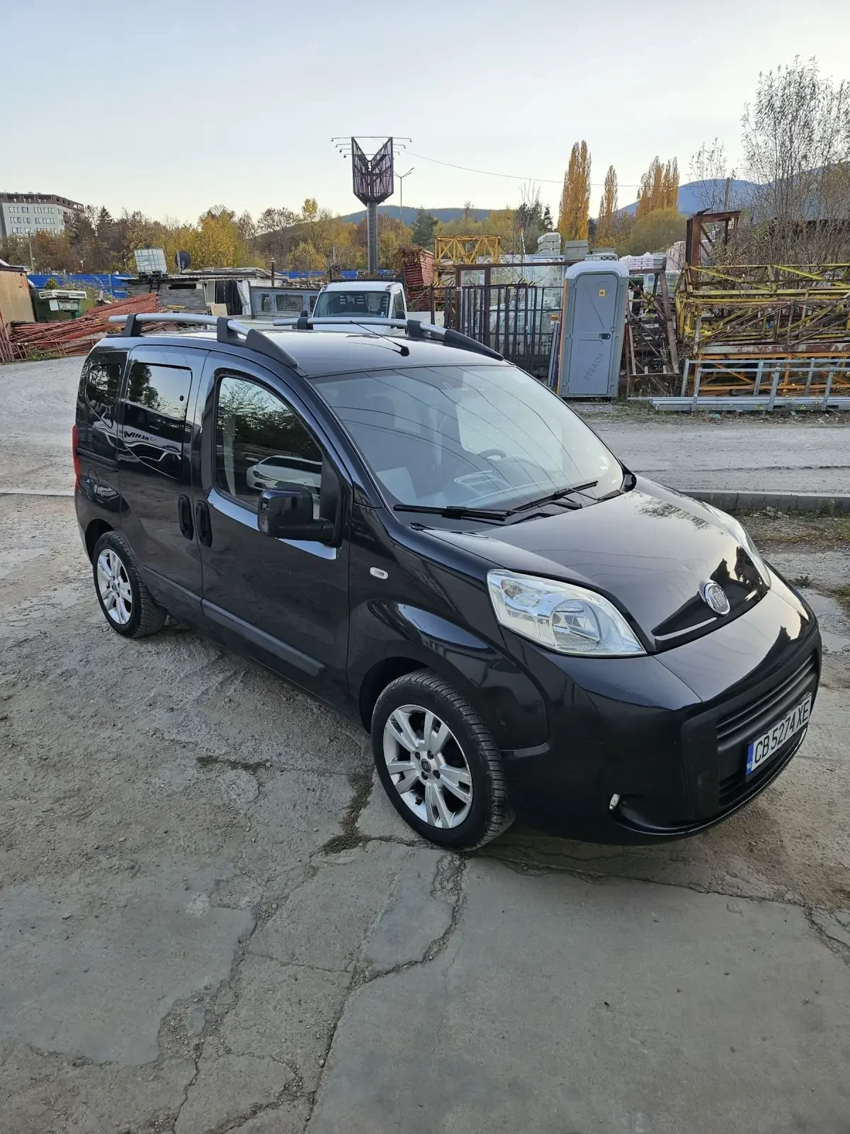 Fiat Qubo 9лв/100км, 153 000 км, обслужена, нови гуми - изображение 3