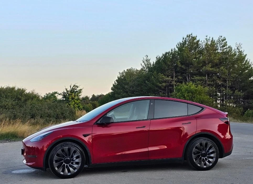 Tesla Model Y  4х4 Европейска Long Range - изображение 2