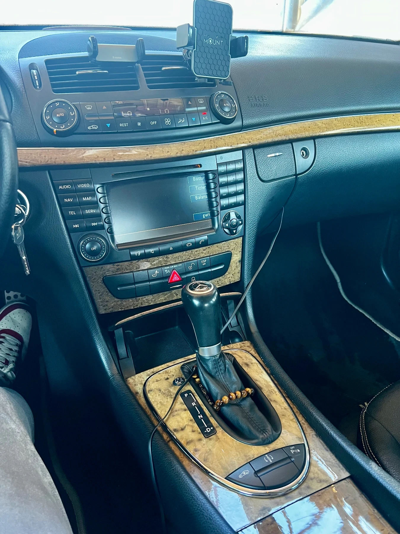 Mercedes-Benz E 420 V8 EVO 314k.c - изображение 10