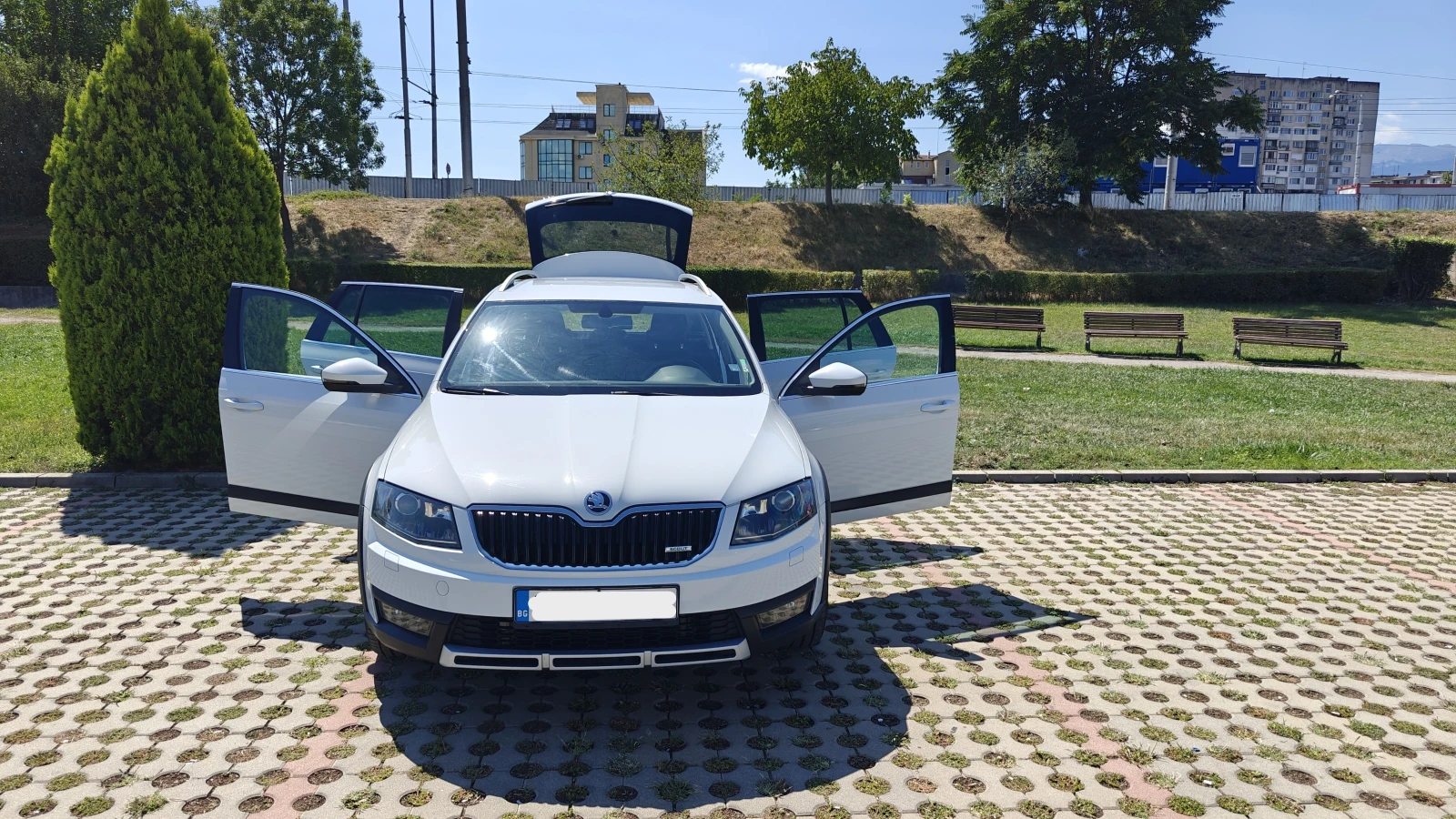 Skoda Octavia Scout 2.0 TDI 4x4 | Mobile.bg   12