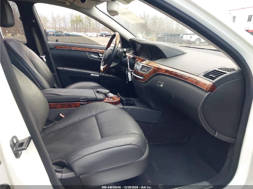 Mercedes-Benz S 550 Обдухване* Подгрев* Harman/kardon* Kaмера* Панорам - изображение 7