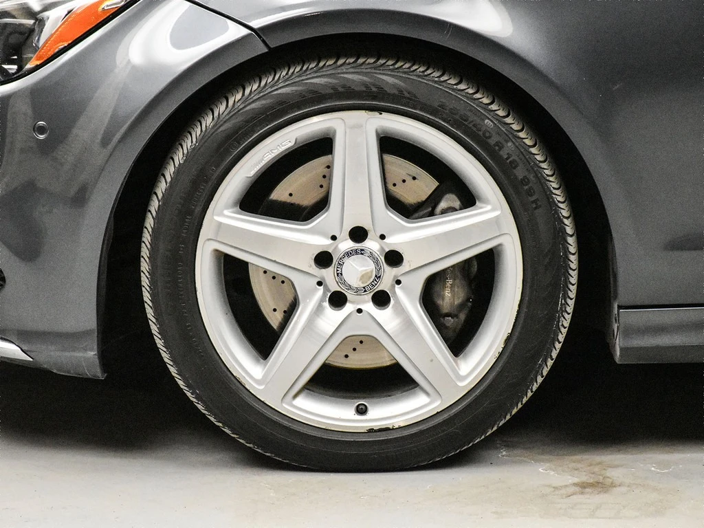 Mercedes-Benz CLS 400 AMG * * CLEAN CARFAX * * АВТО КРЕДИТ * *  - изображение 6