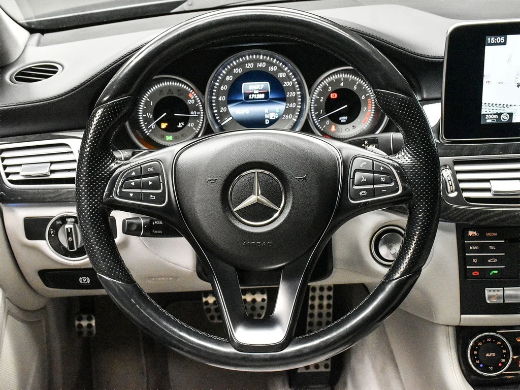 Mercedes-Benz CLS 400 AMG * * CLEAN CARFAX * * АВТО КРЕДИТ * *  - изображение 8