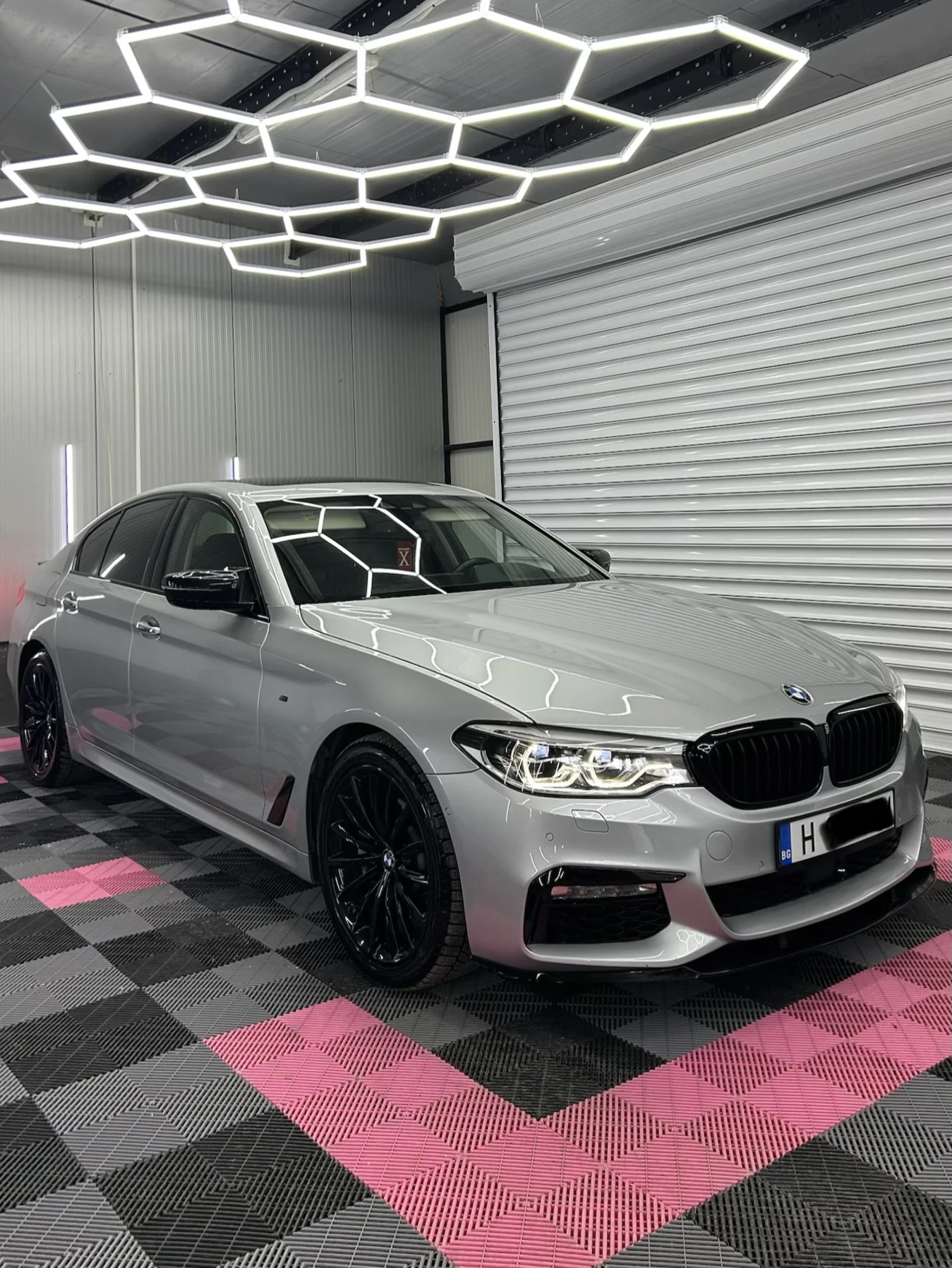 BMW 530 d ///M* HUD* DISTR+ * HK* ��������� | Mobile.bg � ����������� 3