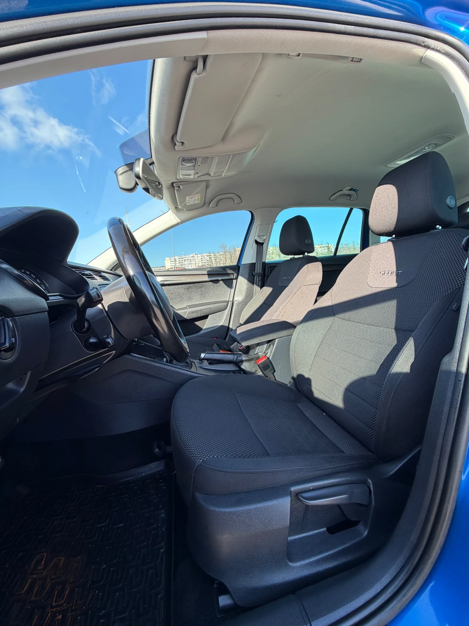 Skoda Octavia Scout, снимка 5 - Автомобили и джипове - 53926518