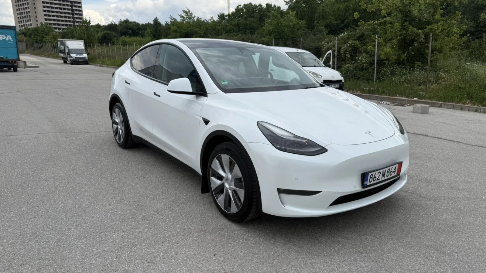 Tesla Model Y LONG RANGE DUAL MOTOR НАЛИЧНА ЗА ОГЛЕД
