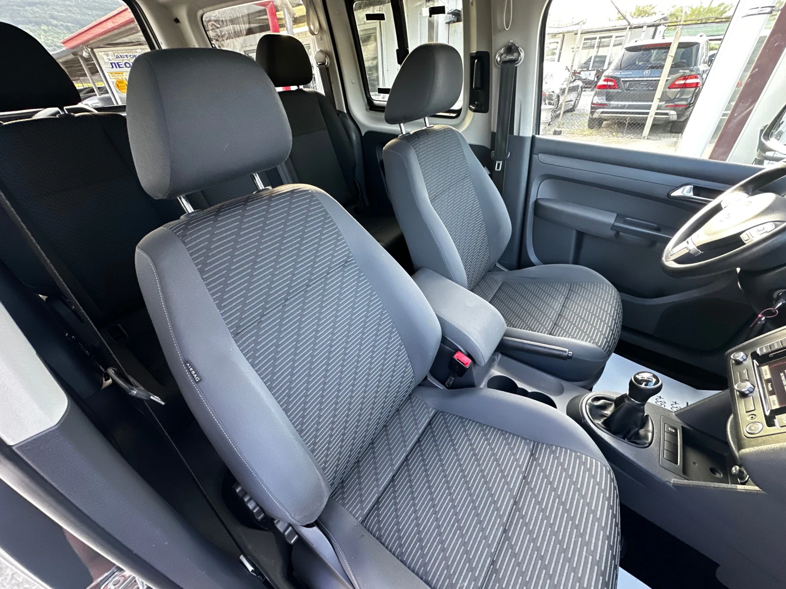 VW Caddy 2.0TDI 140�.� 4Motion* MAXI | Mobile.bg � ����������� 8