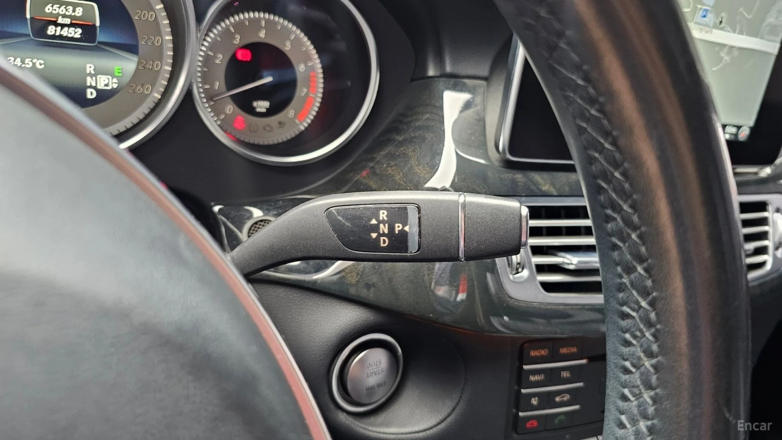 Mercedes-Benz CLS 400 AMG* ПОДГРЕВ* ОБДУХВАНЕ* ШИБИДАХ* 360* , снимка 9 - Автомобили и джипове - 55614635