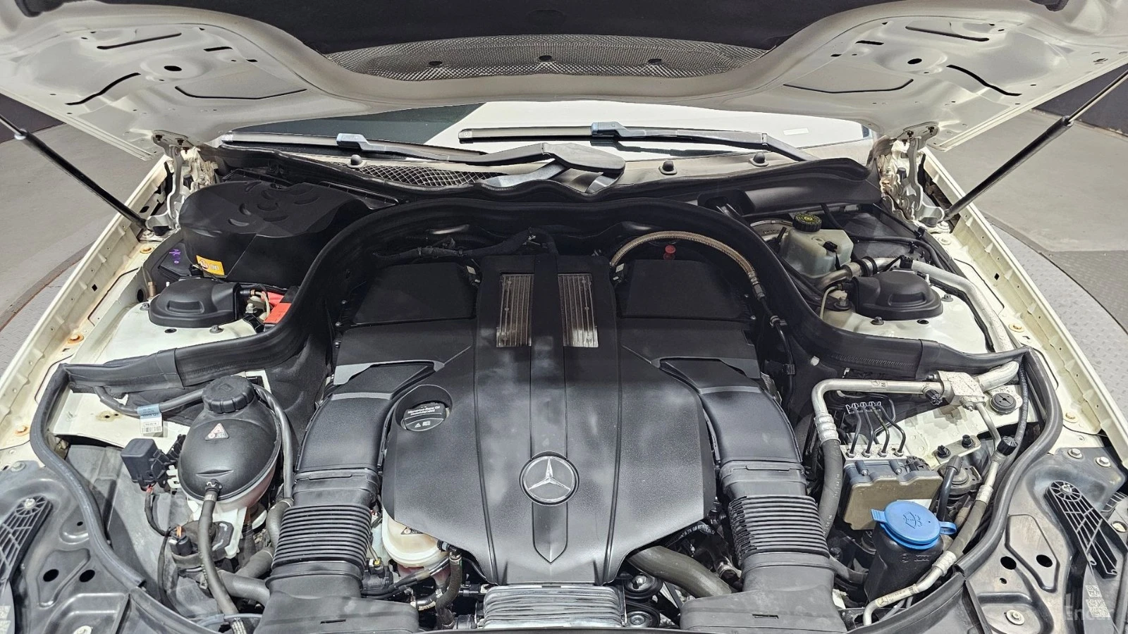 Mercedes-Benz CLS 400 AMG* ПОДГРЕВ* ОБДУХВАНЕ* ШИБИДАХ* 360* , снимка 6 - Автомобили и джипове - 55614635