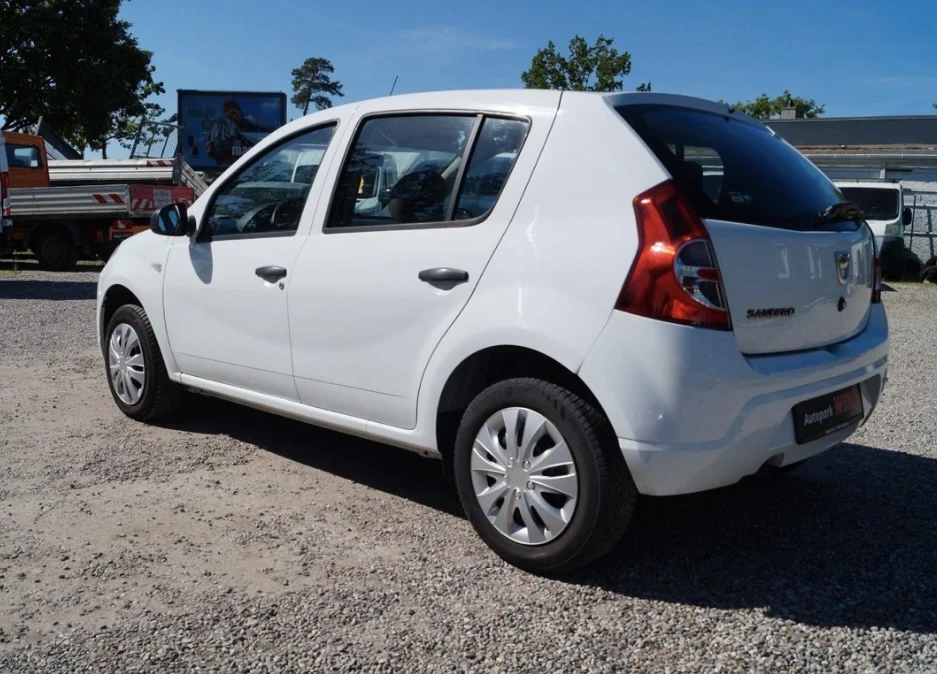 Dacia Sandero 1.4 mpi, снимка 3 - Автомобили и джипове - 55693819