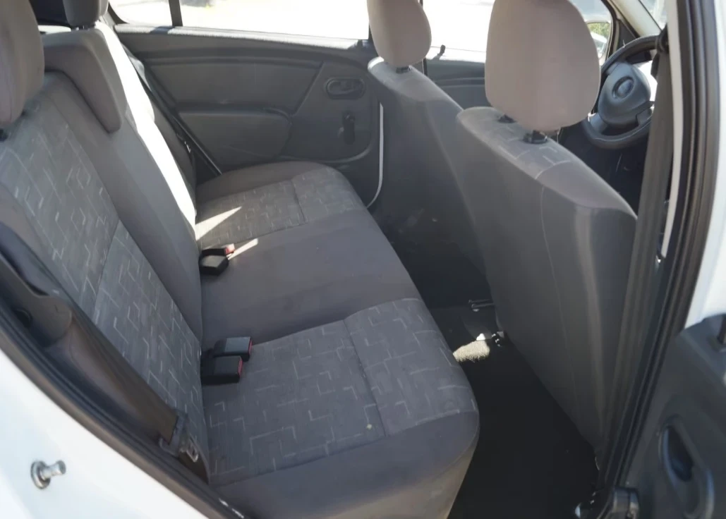 Dacia Sandero 1.4 mpi, снимка 6 - Автомобили и джипове - 55693819