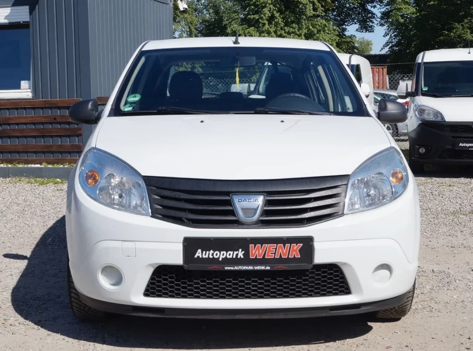 Dacia Sandero 1.4 mpi, снимка 5 - Автомобили и джипове - 55693819