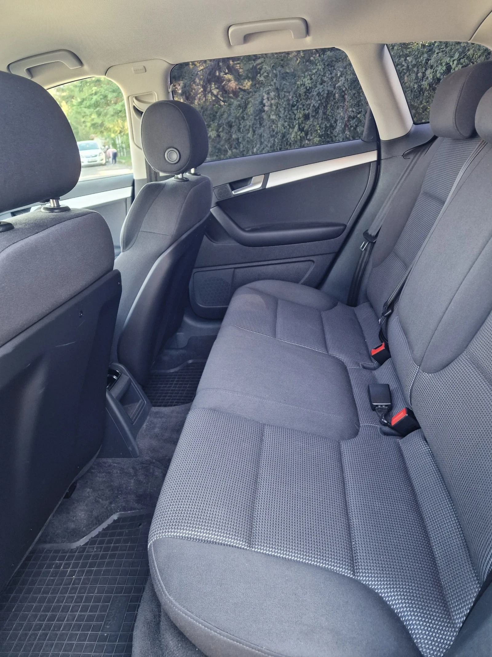 Audi A3 1.6tdi, снимка 5 - Автомобили и джипове - 56417812