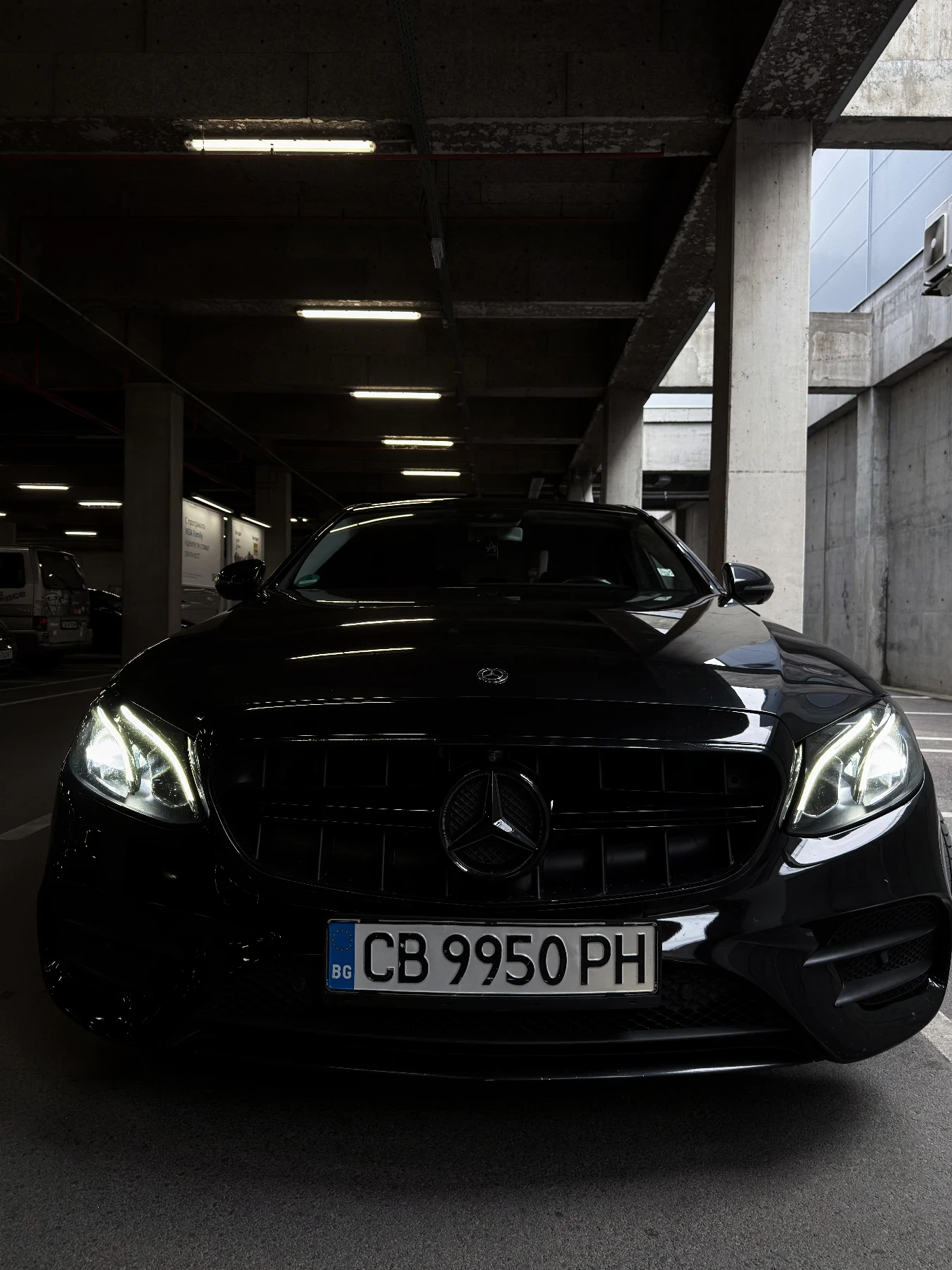 Mercedes-Benz E 220 W213, снимка 2 - Автомобили и джипове - 56448862