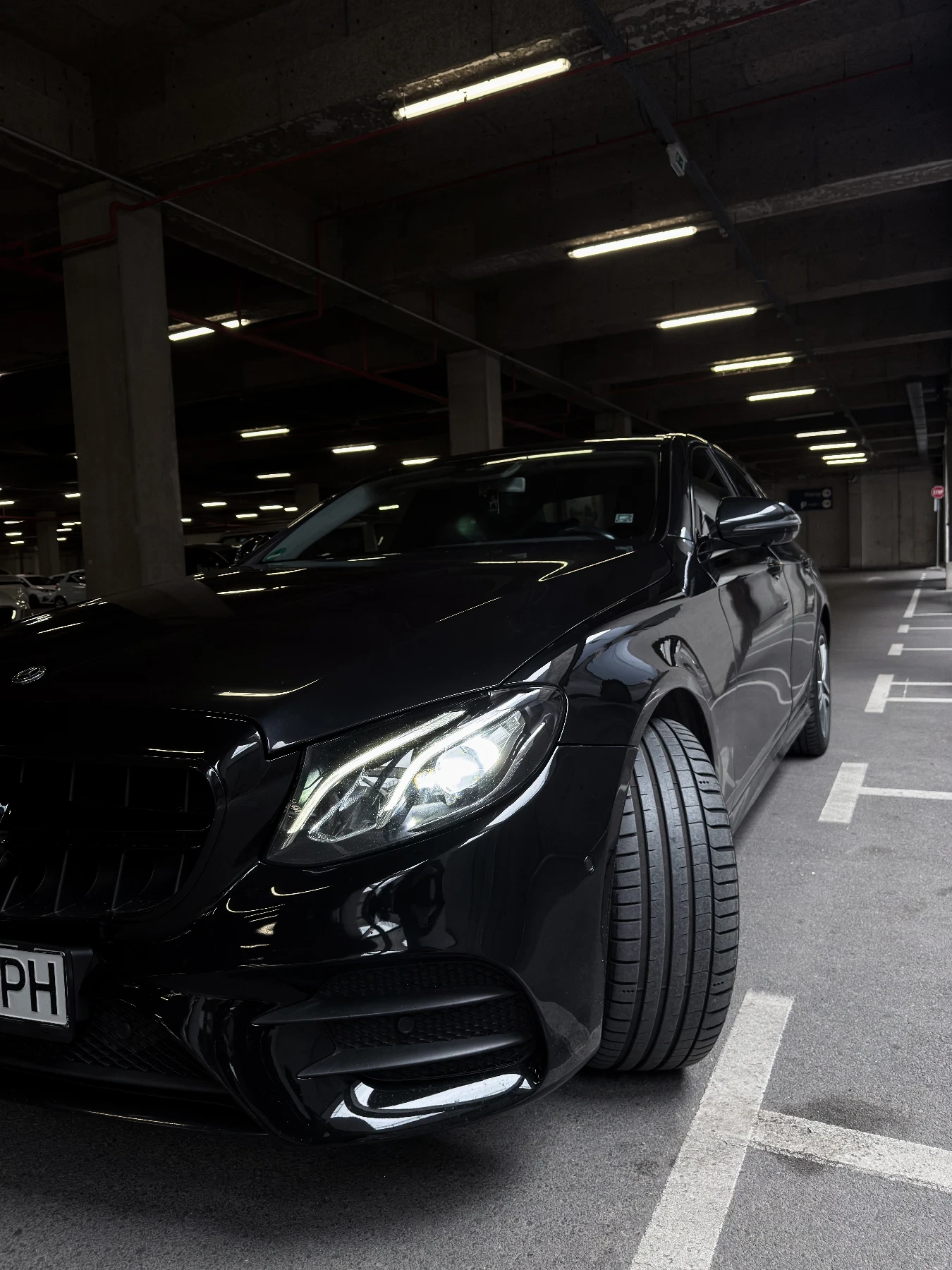 Mercedes-Benz E 220 W213, снимка 3 - Автомобили и джипове - 56448862