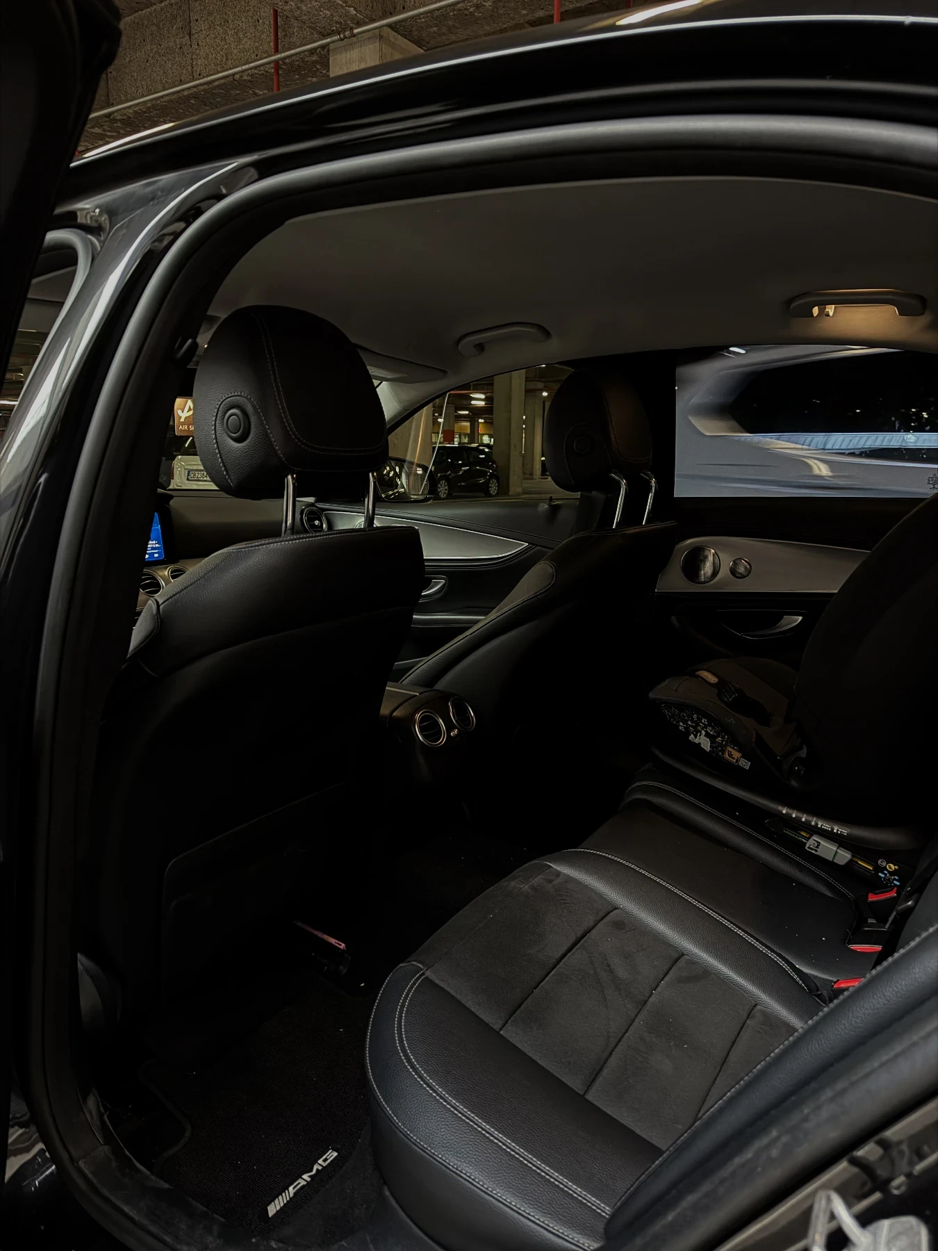 Mercedes-Benz E 220 W213, снимка 9 - Автомобили и джипове - 56448862