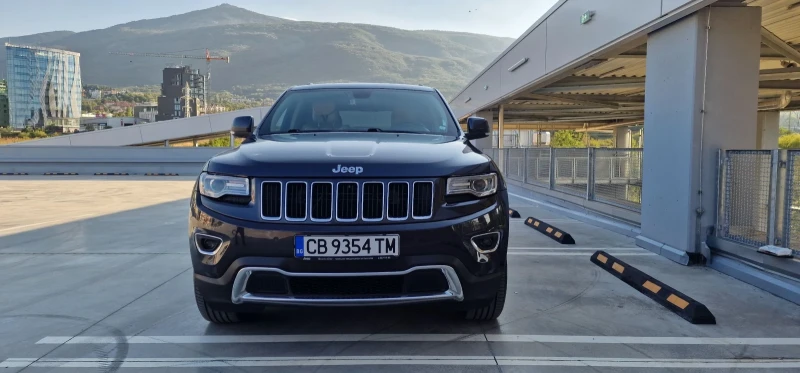 Jeep Grand cherokee 3.0 Дизел, снимка 2 - Автомобили и джипове - 47357456