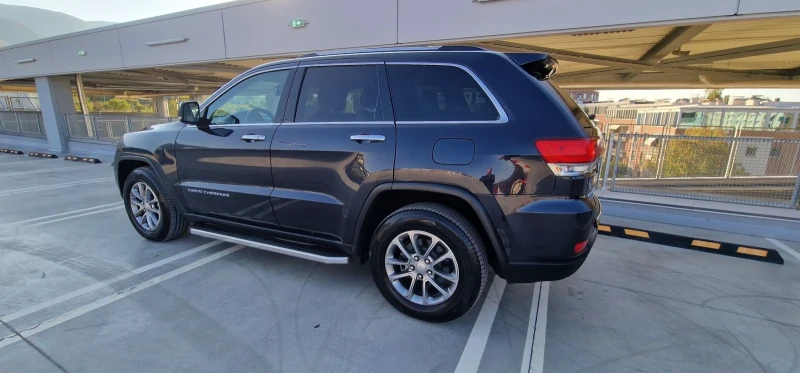 Jeep Grand cherokee 3.0 Дизел, снимка 6 - Автомобили и джипове - 47357456