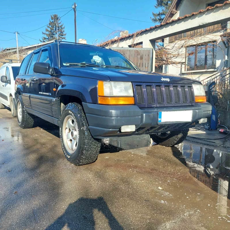 Jeep Cherokee, снимка 1 - Автомобили и джипове - 48848672