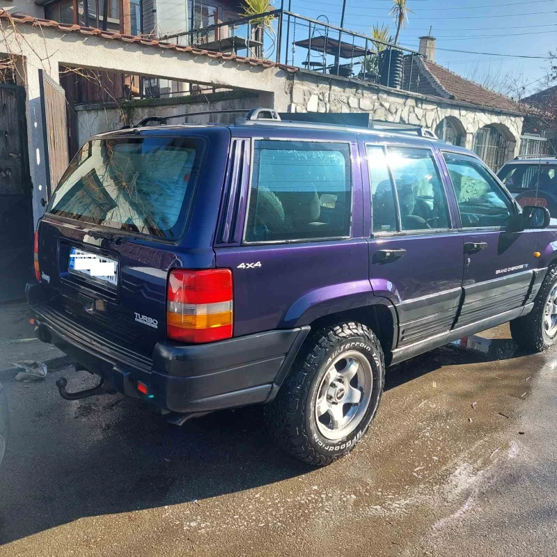 Jeep Cherokee, снимка 3 - Автомобили и джипове - 48848672