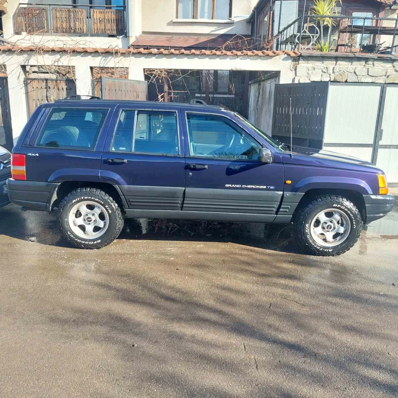 Jeep Cherokee, снимка 5 - Автомобили и джипове - 48848672