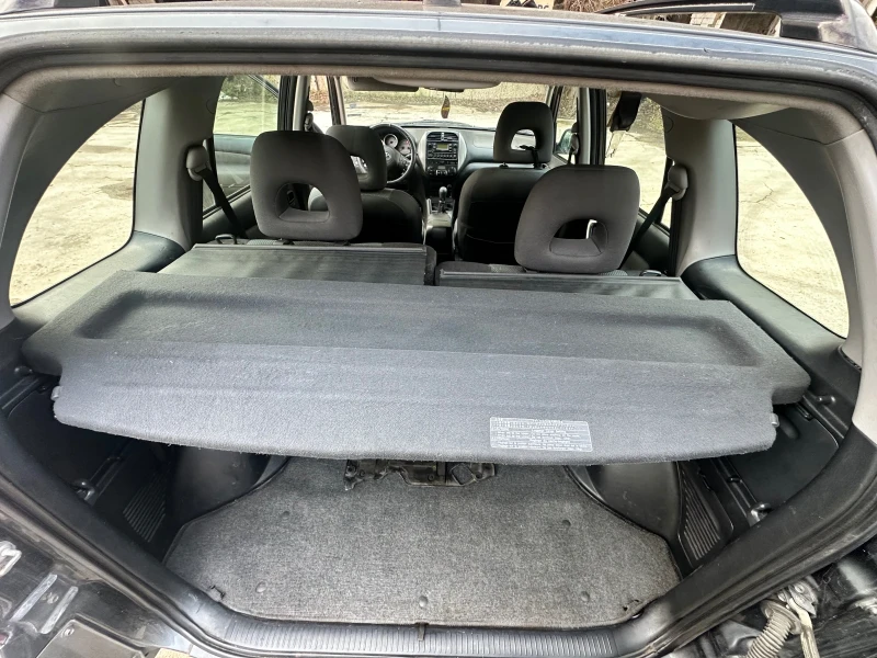 Toyota Rav4, снимка 8 - Автомобили и джипове - 50132634