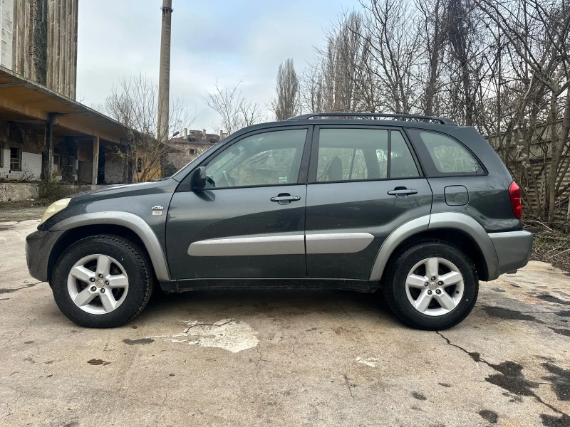 Toyota Rav4, снимка 3 - Автомобили и джипове - 50132634