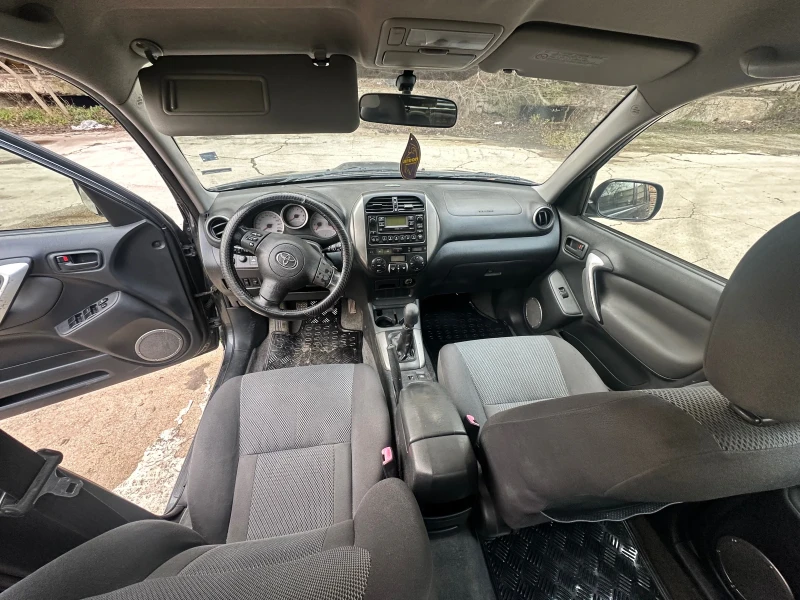 Toyota Rav4, снимка 5 - Автомобили и джипове - 50132634