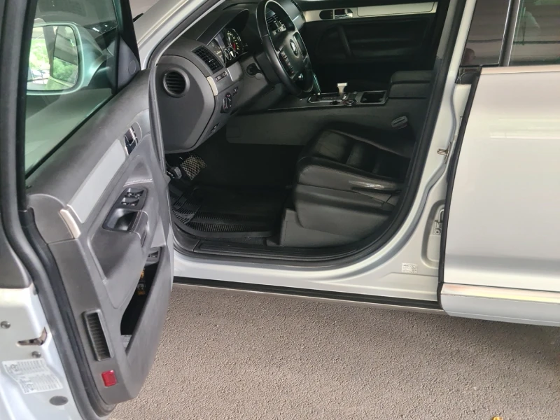 VW Touareg R5, снимка 7 - Автомобили и джипове - 51378152