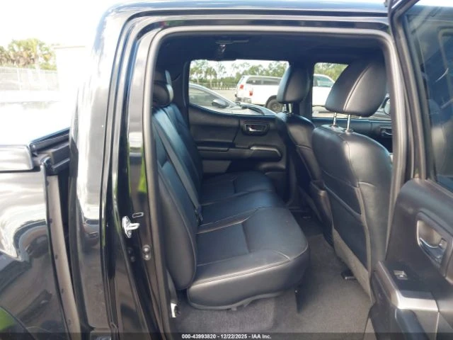 Toyota Tacoma LIMITED - изображение 8