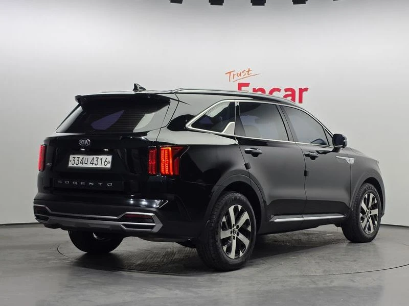 Kia Sorento Diesel 2.2 4WD| 202к.с.| ВКЛ.ТЕХНОТЕСТ, снимка 2 - Автомобили и джипове - 55688965