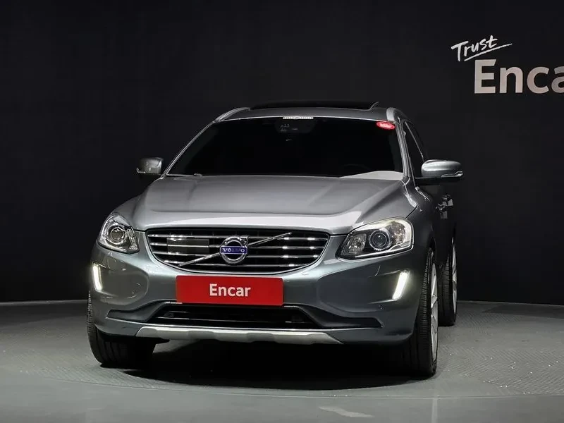 Volvo XC60 D4 1St Generation, снимка 6 - Автомобили и джипове - 56225093