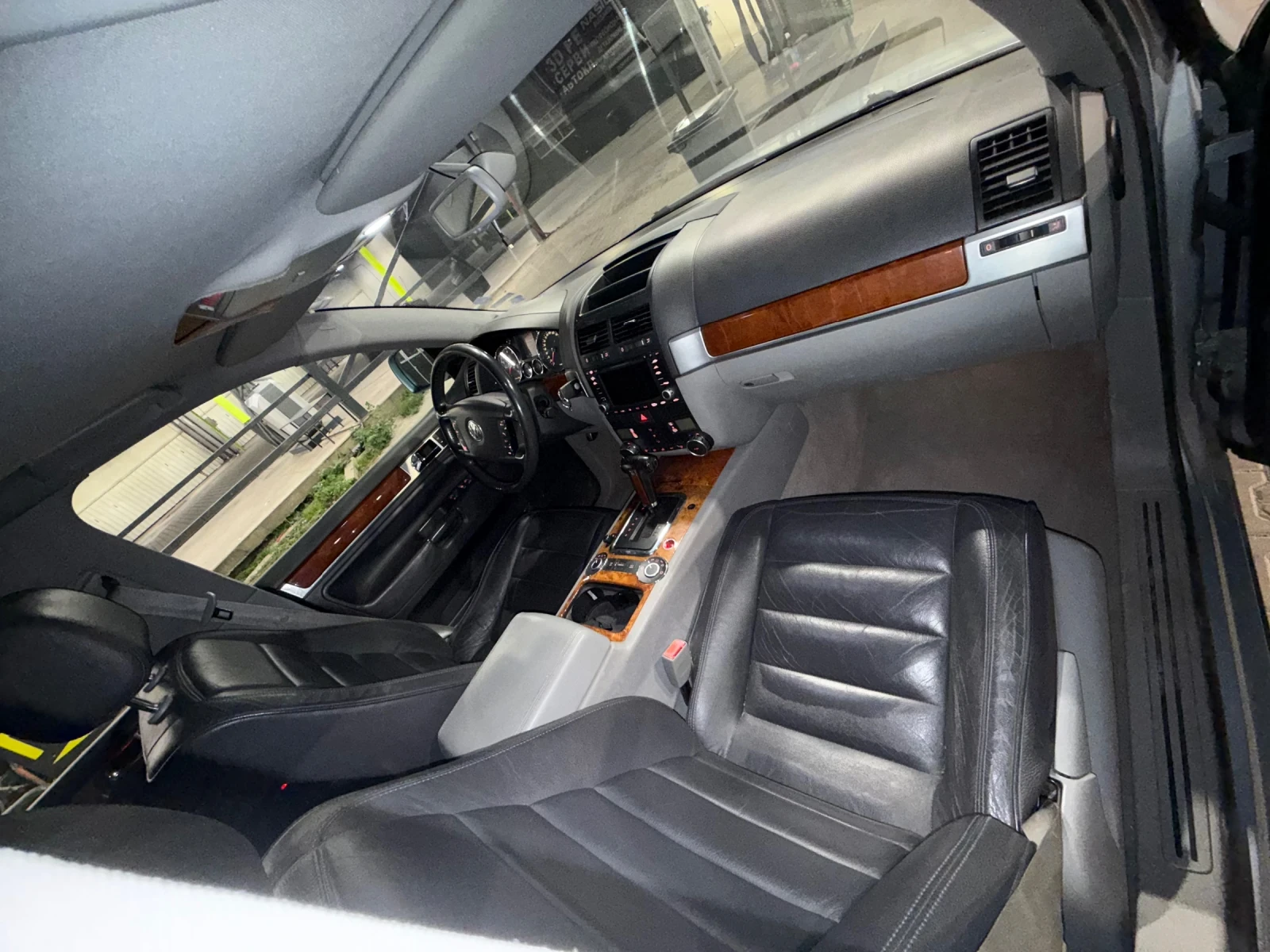 VW Touareg  - изображение 7