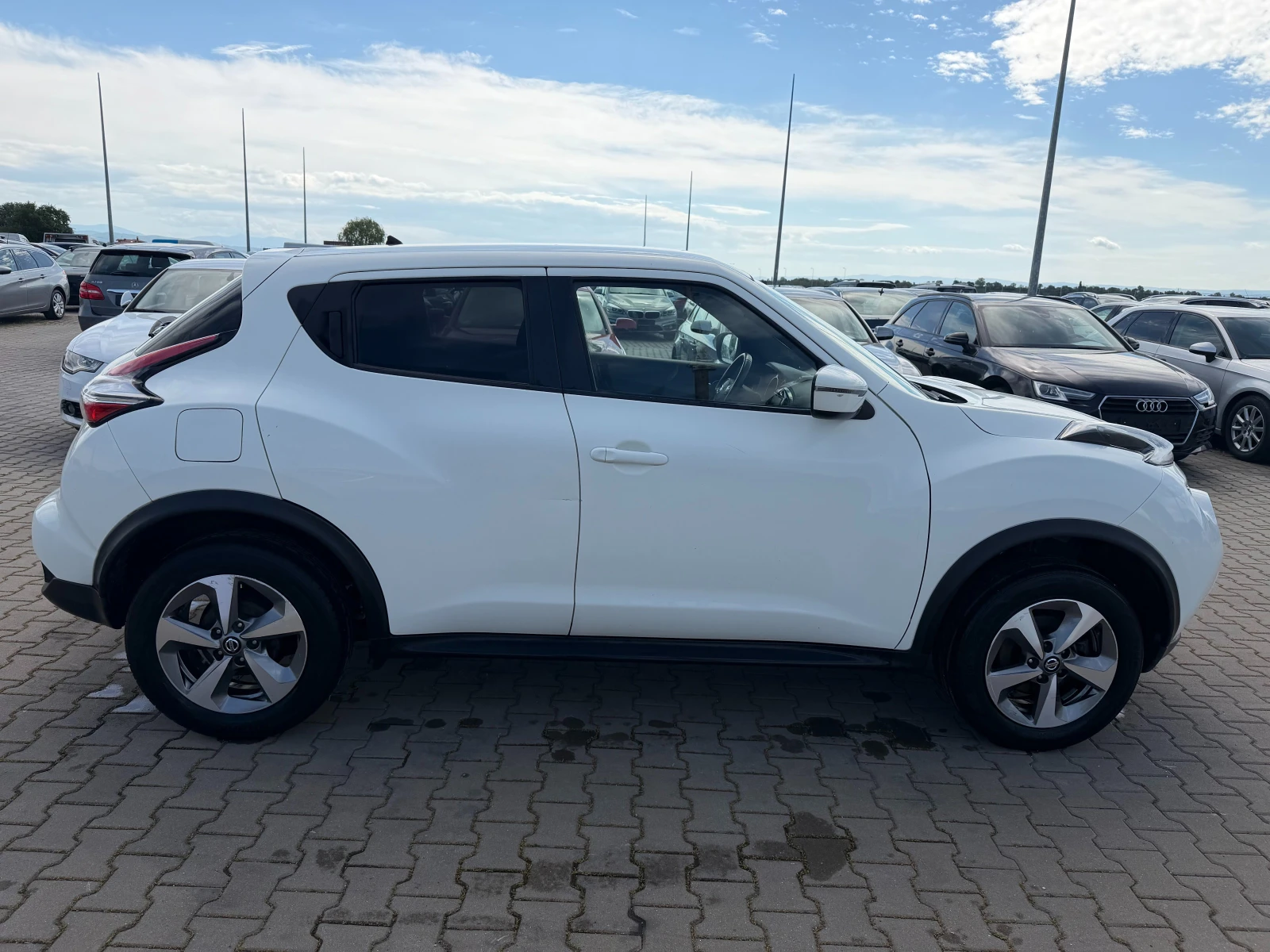 Nissan Juke 1.6GAZ NAVI/KAMERA EURO 6, снимка 5 - Автомобили и джипове - 54564992